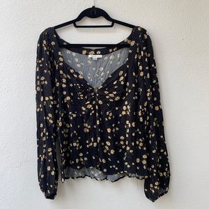 American Eagle Cropped Long Sleeve Blouse